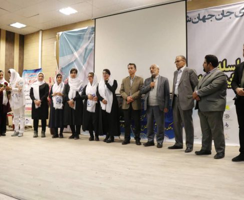 حضور پروفسور زاهدی نماینده مردم کرمان و راور در جمع اعضای انجمن حمایت از بیماران دیابتی عرفان سلامت