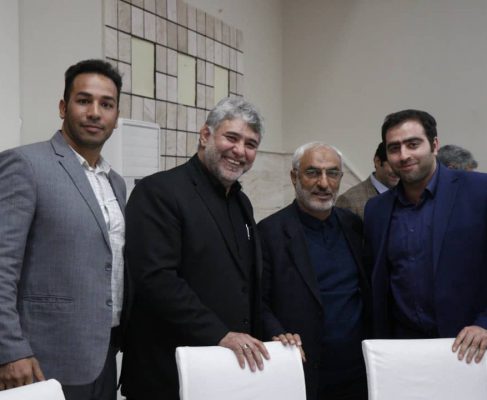 نشست پرو فسور زاهدی با اساتید وجامعه دانشگاهی کرمان