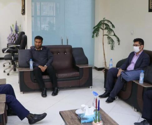 پروفسور زاهدی : انجام پروژه های جدید پتروشیمی ، مشروط به اجرای پروژه اصلی آن باشد.