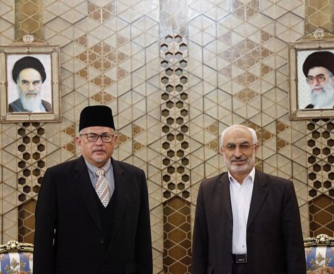 تقویت روابط پارلمانی منجر به توسعه همکاری‌های ایران و مالزی می‌شود