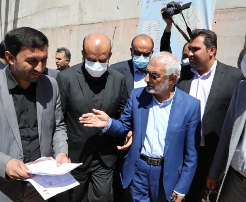شرکت‌های صنعتی و معدنی را برای تامین مسکن جوانان پای کار بیاورید