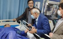 عیادت از مصدومان سانحه بالگرد حامل وزیر ورزش و همراهان/ تقاضا از مردم برای دعا و نذر جهت سلامتی مصدومان این حادثه دلخراش