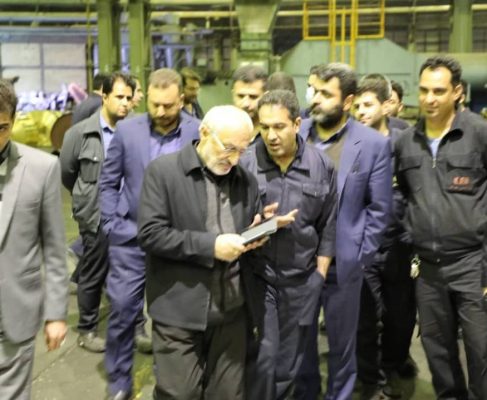 زاهدی نماینده کرمان و راور در پیامی روز کارگر را تبریک گفت و از جامعه کارگری تجلیل کرد