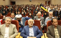 معلمان، عشق به ایران و امید به آینده را در دانش آموزان تقویت کنند/ منویّات مقام معظم رهبری در کمیسیون آموزش و تحقیقات مجلس پیگیری می شود