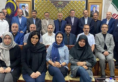 پیگیری مشکلات دانشجویان ایرانی مقیم مالزی از وزیر آموزش عالی این کشور