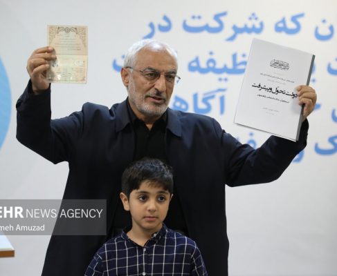 زاهدی: با برنامه و کارنامه آمده‌ام/ حضور افراد سازش کار منجر به ارتفاع تخیلی و بدون دستاورد خواهد شد